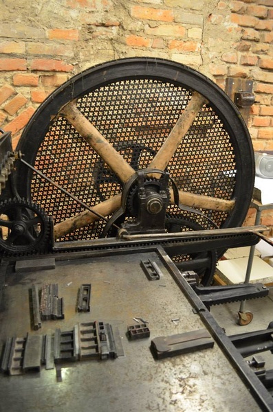 10347088_830144963696494_1473143121015263234_n